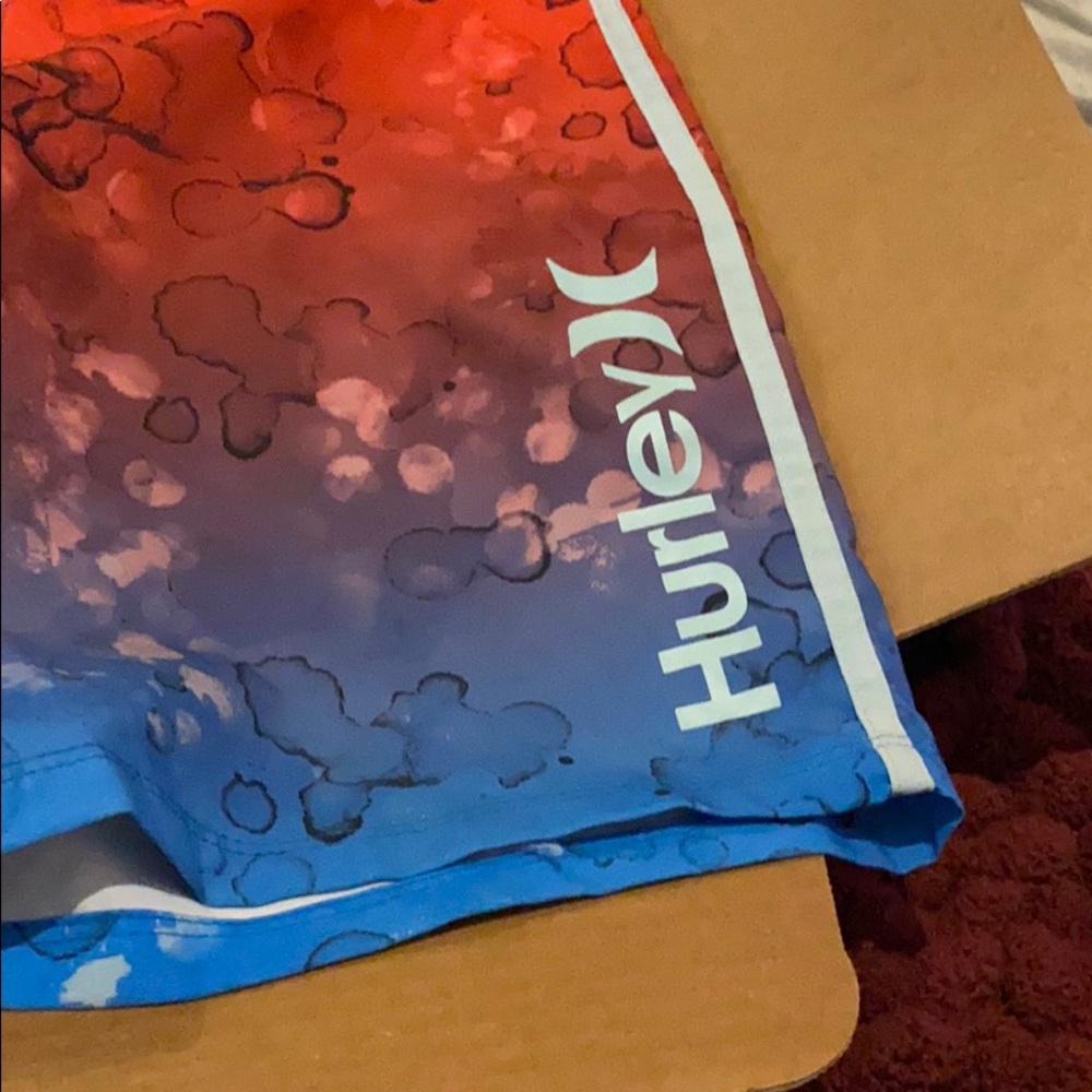 Men’s swim trunks